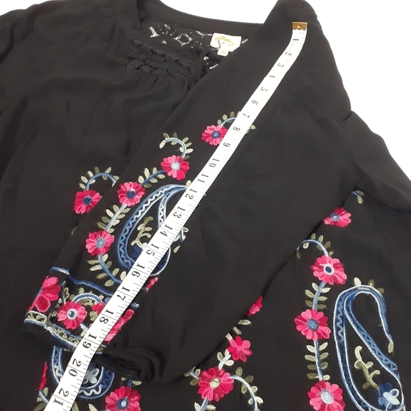 Anthropologie Fig and Flower Boho Peasant Top - Picture 5 of 9